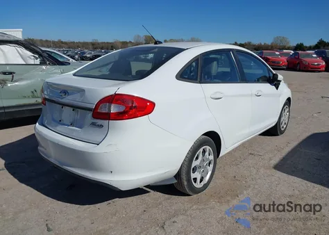 2013 Ford Fiesta S z USA, uszkodzony, nr VIN 3FADP4AJ1DM177175